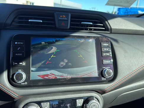 New 2025 Nissan Versa SR w/ Trunk Package image 22