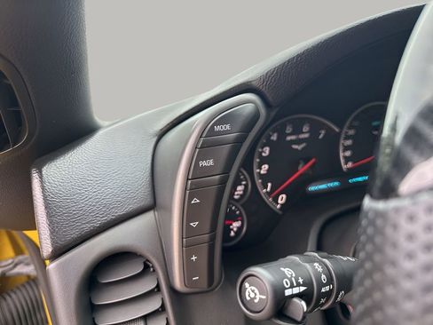 Used 2007 Chevrolet Corvette Coupe w/ Preferred Equipment Group image 22