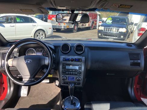 Used 2007 Hyundai Tiburon image 38