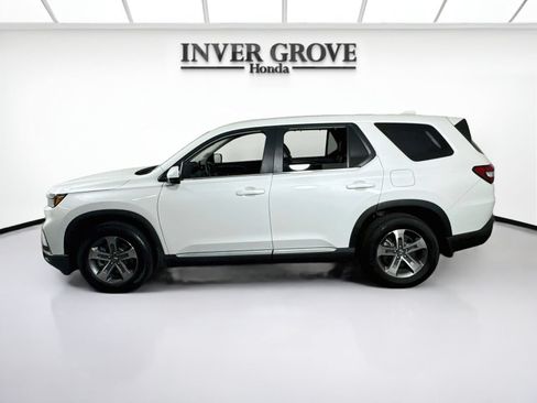 Used 2025 Honda Pilot EX-L image 8