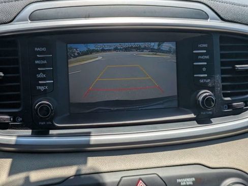 Used 2020 Kia Sorento EX AWD/4WD image 24