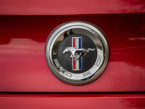 Used 2012 Ford Mustang Coupe image 16