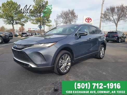 Used 2024 Toyota Venza Limited image 1