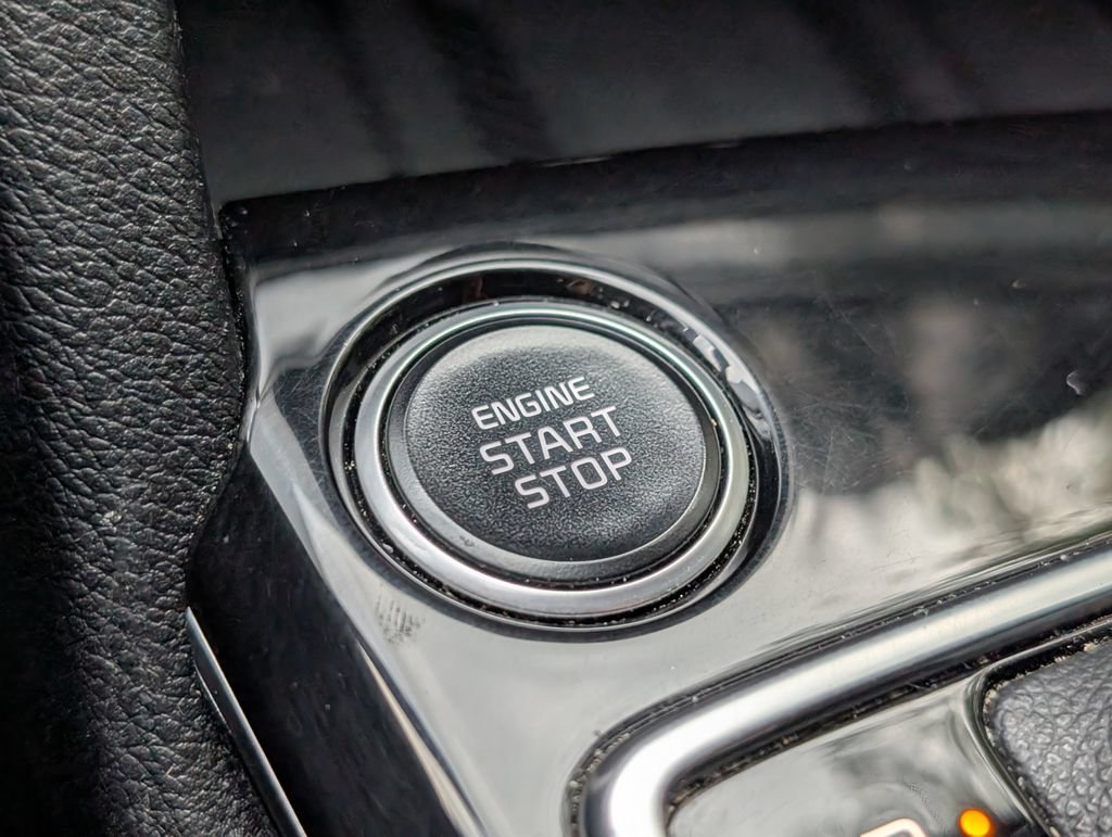 Used 2023 Kia Sportage EX FWD image 29