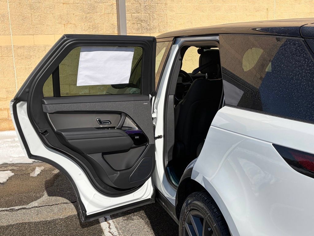 New 2026 Land Rover Range Rover Sport SE AWD/4WD image 35