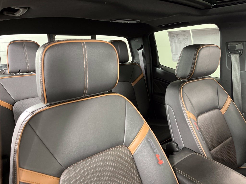 Certified 2023 GMC Canyon AT4 w/ AT4 Premium Package AWD/4WD image 7