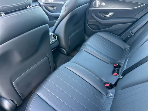 Used 2023 Mercedes-Benz E 350 4MATIC Sedan image 13