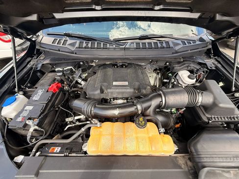 Used 2017 Ford F150 Raptor w/ Equipment Group 802A Luxury AWD/4WD image 21