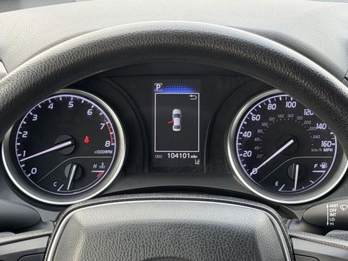Used 2022 Toyota Camry LE FWD image 16