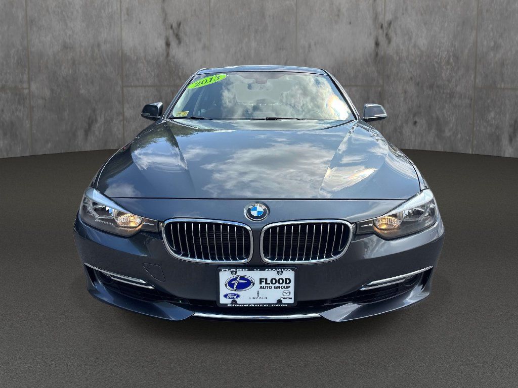 Used 2013 BMW 328i xDrive Sedan AWD/4WD image 8