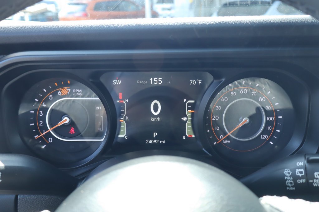 Certified 2025 Jeep Wrangler Unlimited Rubicon w/ Convenience Group AWD/4WD image 22