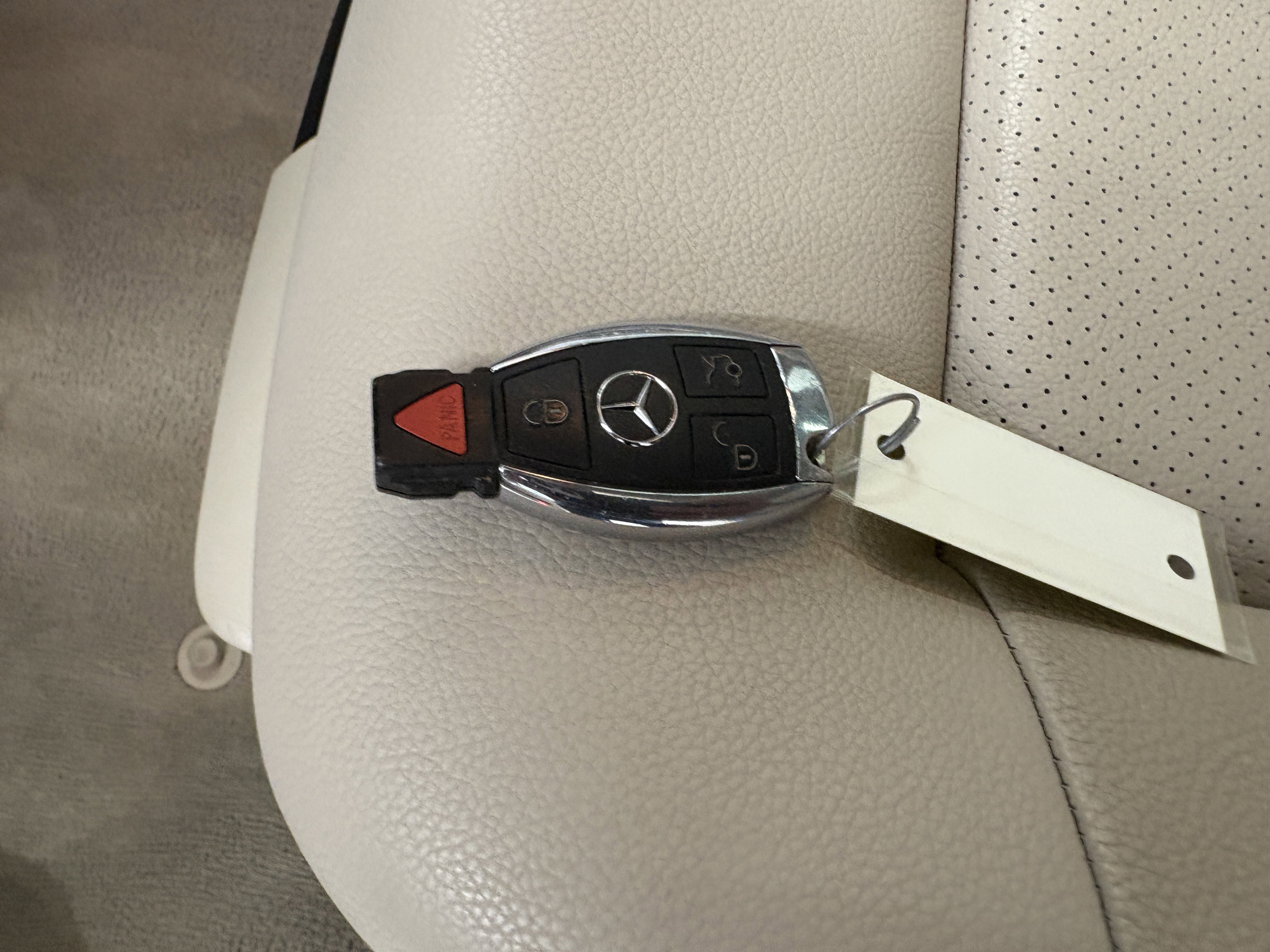Used 2014 Mercedes-Benz E 350 4MATIC Sedan w/ Premium 1 Package image 28
