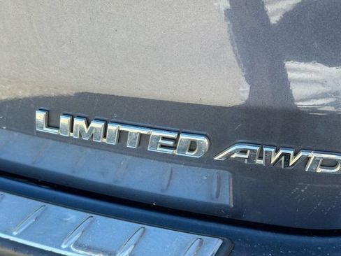 Used 2014 Toyota Highlander Limited Platinum AWD/4WD image 13