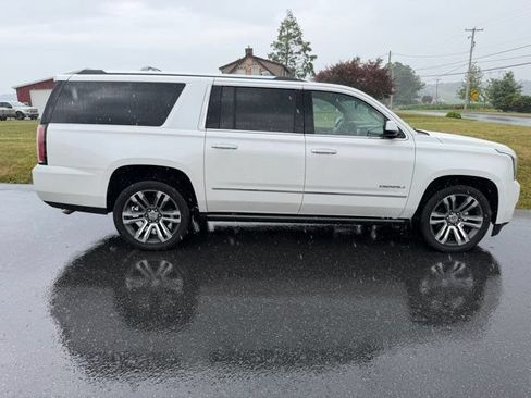 Used 2018 GMC Yukon XL Denali w/ Denali Ultimate Package AWD/4WD image 7