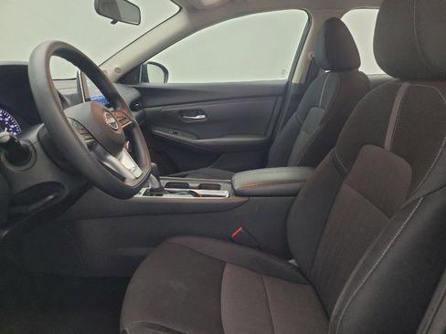 Used 2025 Nissan Sentra SV FWD image 17