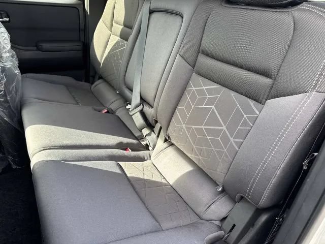 Certified 2025 Nissan Frontier SV w/ SV Convenience Package RWD image 21