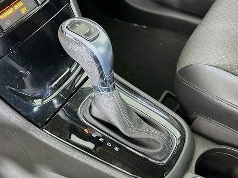 Used 2018 Buick Encore Preferred image 24