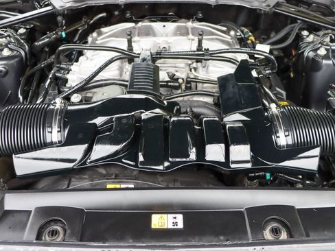 Used 2017 Land Rover Range Rover HSE image 40