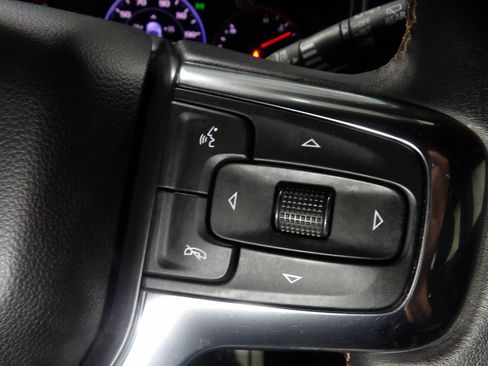 Used 2022 Chevrolet Blazer Premier w/ Enhanced Convenience Package AWD/4WD image 20