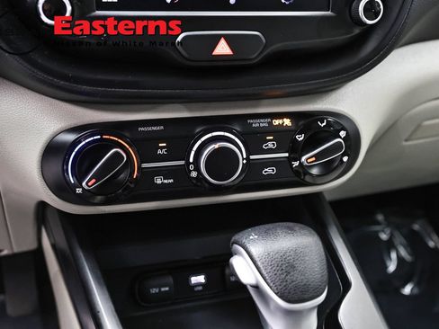 Used 2023 Kia Soul LX FWD image 19