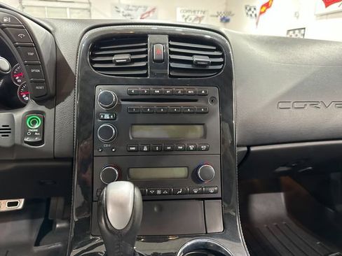 Used 2013 Chevrolet Corvette Convertible image 15