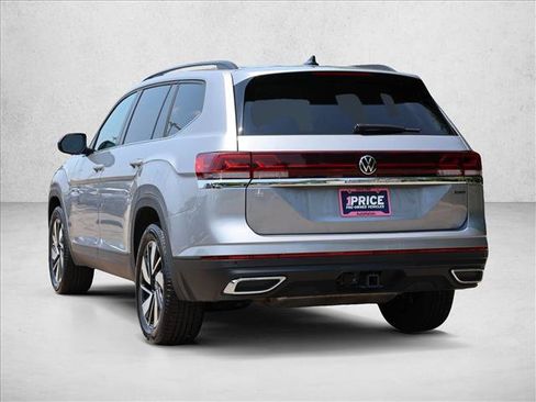 Used 2026 Volkswagen Atlas SE AWD/4WD image 7