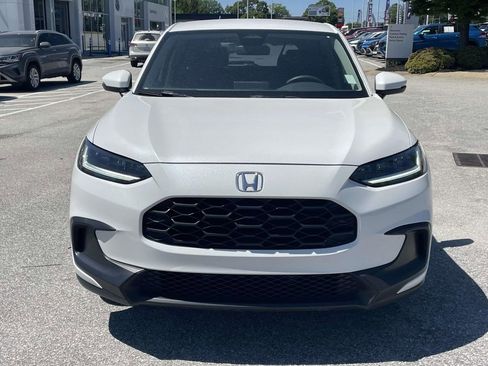 Used 2024 Honda HR-V LX image 2