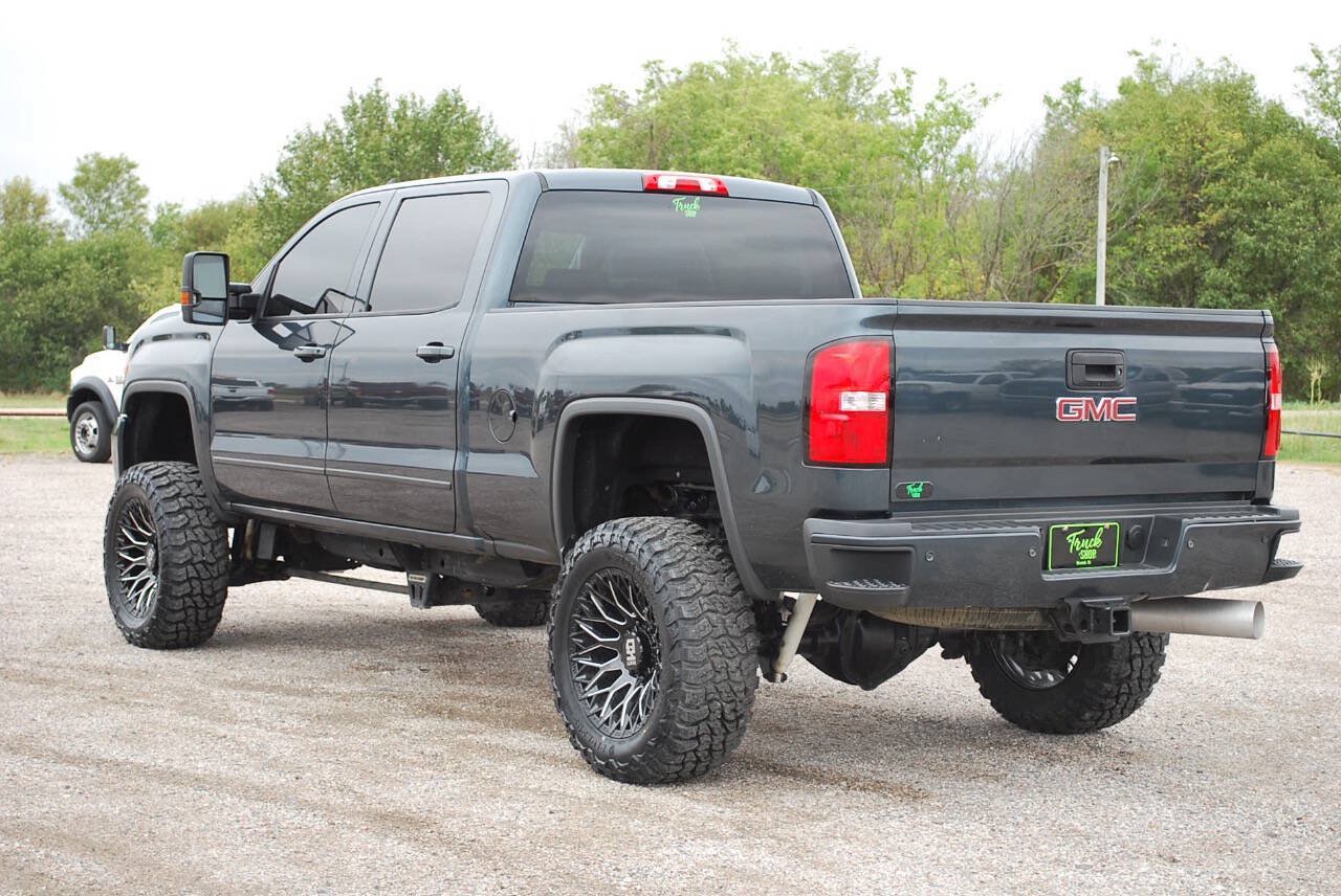 Used 2018 GMC Sierra 2500 SLT w/ Duramax Plus Package AWD/4WD image 4