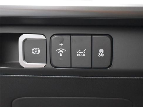 Used 2025 Hyundai Santa Fe SEL image 16