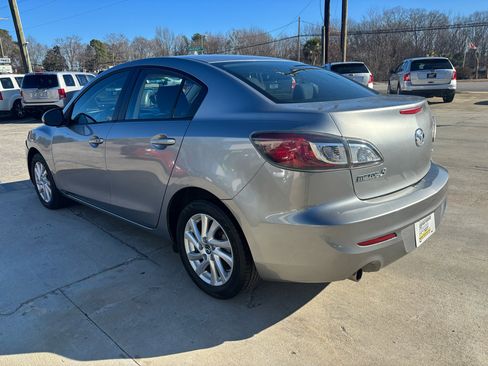Used 2013 MAZDA MAZDA3 i Touring image 5