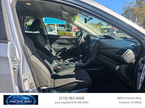 Used 2018 Subaru Impreza 2.0i Premium w/ Popular Package #2 AWD/4WD image 16