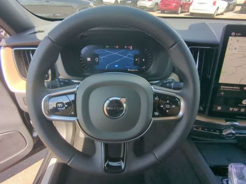 New 2027 Volvo XC60 B5 Plus AWD/4WD image 21