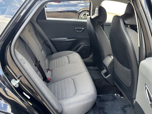 Used 2025 Kia K4 EX FWD image 35