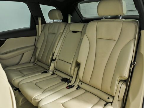 Used 2018 Audi Q7 3.0T Premium Plus image 22