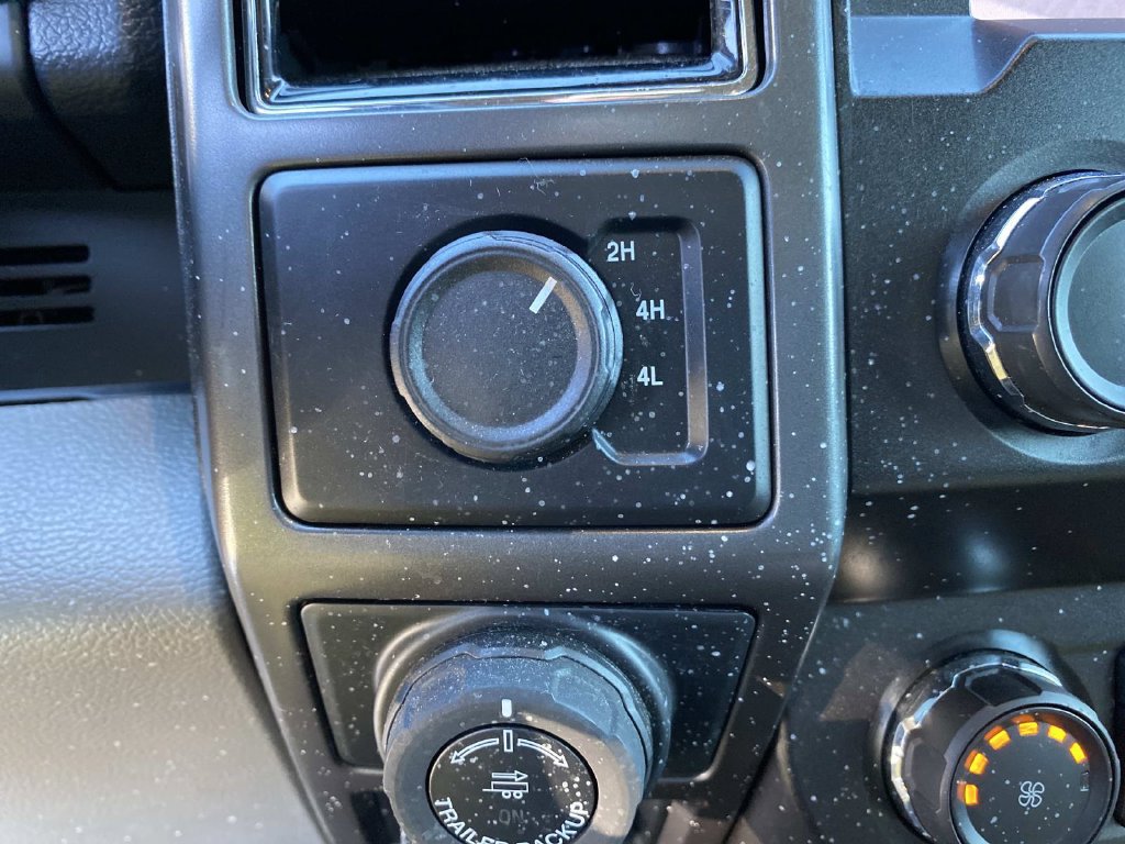 Used 2020 Ford F150 XLT w/ Equipment Group 302A Luxury AWD/4WD image 17