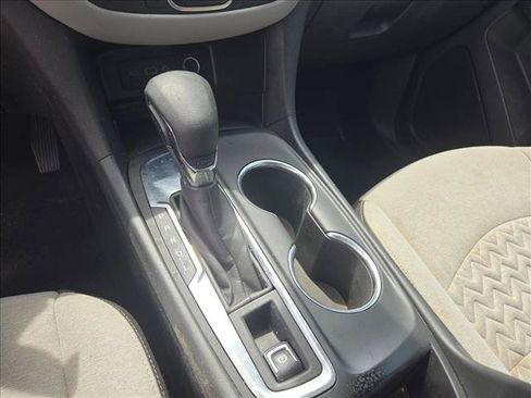 Used 2024 Chevrolet Equinox LS w/ Driver Confidence II Package FWD image 15