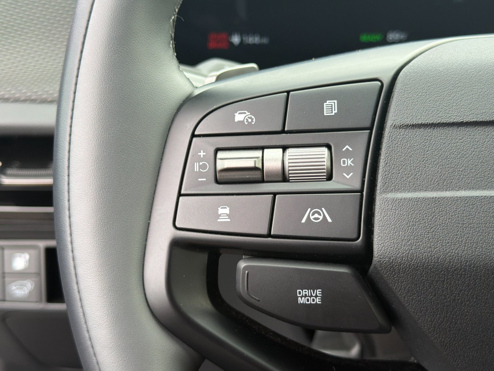 Used 2025 Kia EV6 Wind RWD image 28