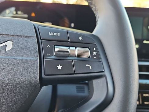 Certified 2026 Kia Sportage LX w/ LX Convenience Package image 24