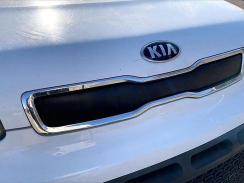 Used 2016 Kia Soul image 26
