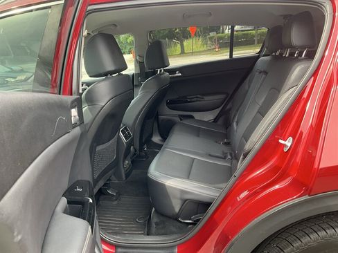 Used 2020 Kia Sportage EX AWD/4WD image 13