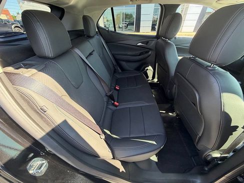 Used 2023 Buick Encore GX Essence w/ Experience Buick Package AWD/4WD image 18