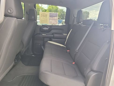 Used 2022 Chevrolet Silverado 1500 Custom AWD/4WD image 10