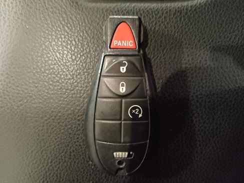 Used 2015 RAM 1500 Sport w/ Remote Start & Security Group image 32