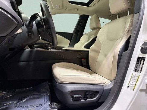 Used 2023 Lexus RX 350 AWD image 25