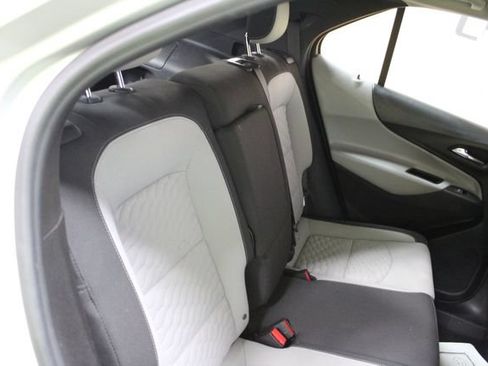 Used 2020 Chevrolet Equinox LS w/ LPO, Cargo Package AWD/4WD image 9