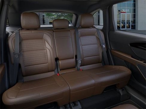 New 2026 Lincoln Nautilus Reserve w/ Jet Appearance Package image 11