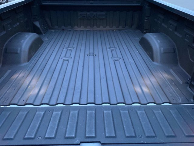 Used 2025 GMC Sierra 2500 Denali w/ Denali Reserve Package AWD/4WD image 30