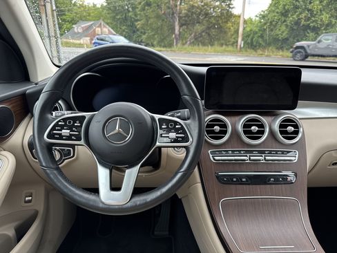 Certified 2022 Mercedes-Benz GLC 300 GLC 300 image 12