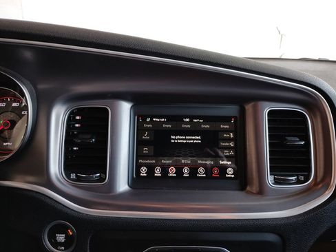 Used 2019 Dodge Charger SXT w/ Leather Interior Group RWD image 31