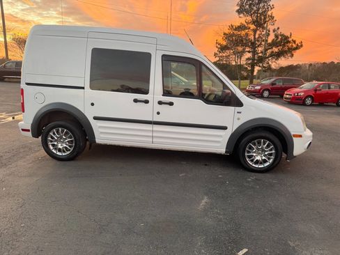 Used 2013 Ford Transit Connect XLT image 4